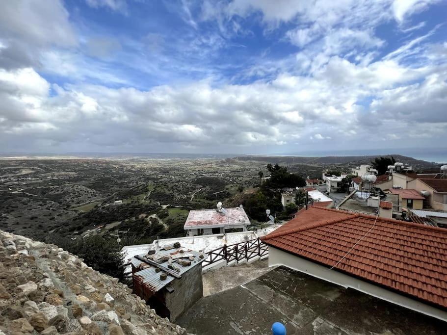 'I Folia' Village House With Roof Garden And Terrace ピッソウリ エクステリア 写真